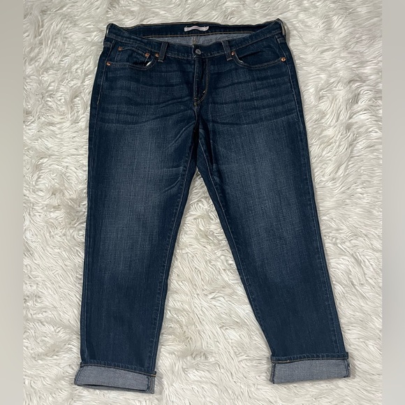 Levi’s Jeans Women's Blue Stretch Boyfriend Fit Straight Leg Mid Rise Cropped - Picture 1 of 11